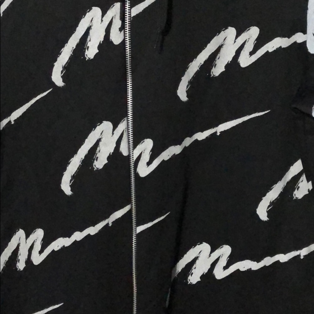 boohoo Man onesie - Picture 3 of 7